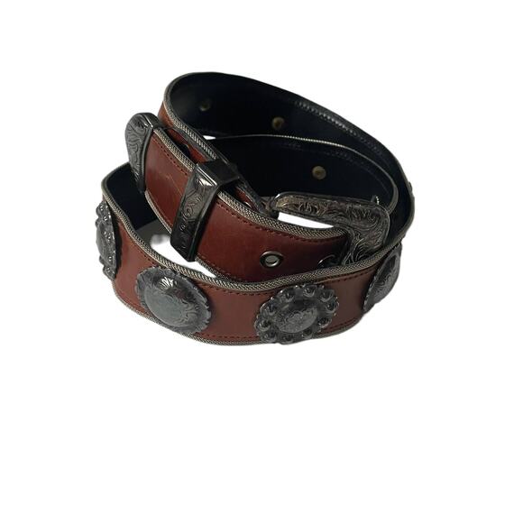 Vintage 1990s Boho Leather Medallion Belt Made in USA Brown Silver EUC - Picture 12 of 14